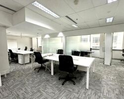 Robinson 112 (D1), Office #528916341